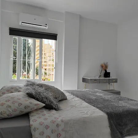 Apartamento La Torre,200M Hasta La Playa Benalmadena Exterior photo